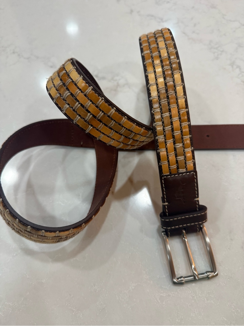 Tommy Bahama Men’s Leather Belt 42